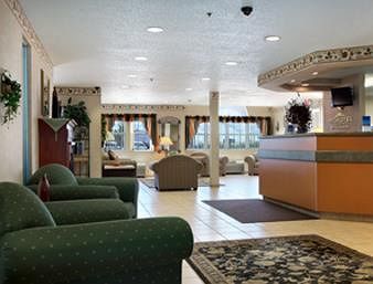 Microtel Inn & Suites Ратон Интериор снимка
